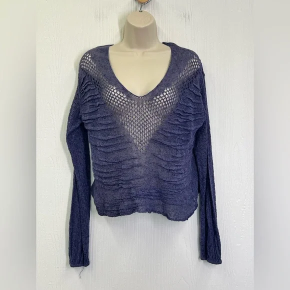 Free People - Open Knit V Neck Lightweight Long Sleeve Boho Sweater Size Medium - Picture 1 of 9